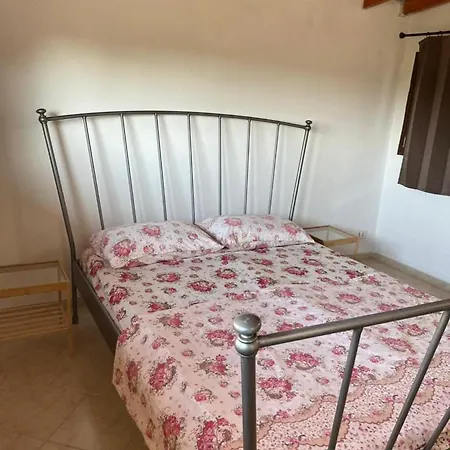 George Stone House Case de vacanță Siviri