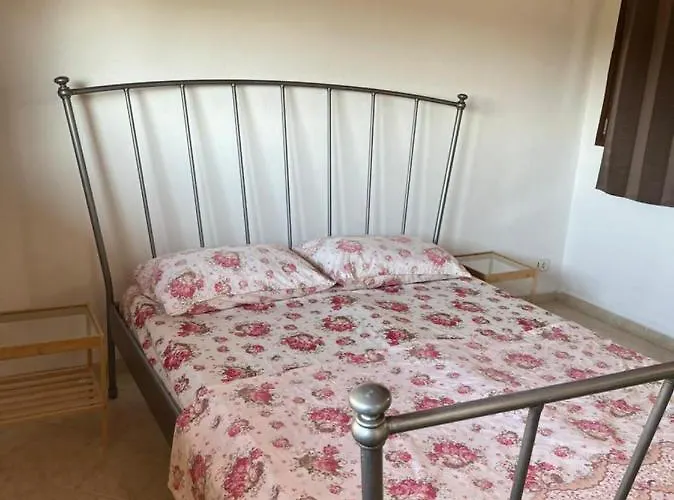 George Stone House Case de vacanță Siviri