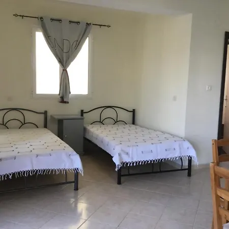 Сasa de vacaciones George Stone House Siviri